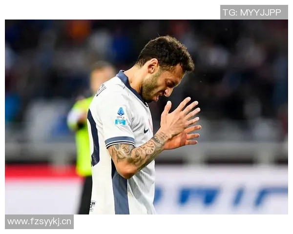 加拉塔萨雷内部人士澄清未与恰尔汗奥卢接触的消息 加拉塔萨雷内部人士澄清未与恰尔汗奥卢接触的消息