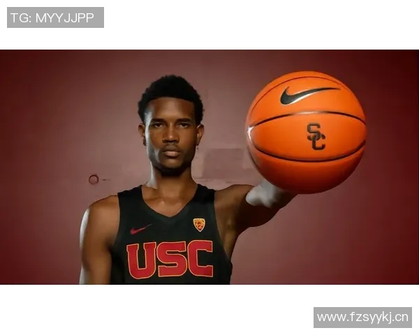 费尔顿:莫布里应学习加内特的心态每晚都要展现出强硬的竞争精神 费尔顿:莫布里应学习加内特的心态每晚都要展现出强硬的竞争精神