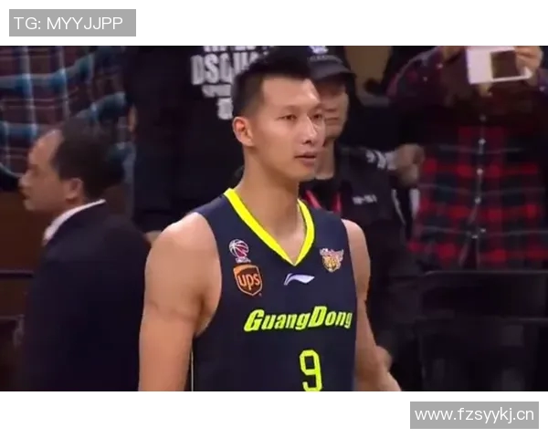 七年前的今天广东男篮球星易建联成功突破CBA万分大关庆祝辉煌成就 七年前的今天广东男篮球星易建联成功突破CBA万分大关庆祝辉煌成就