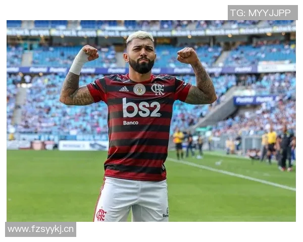 弗拉门戈球员遭持枪抢劫未遂妻子控诉生活在恐惧之中 弗拉门戈球员遭持枪抢劫未遂妻子控诉生活在恐惧之中