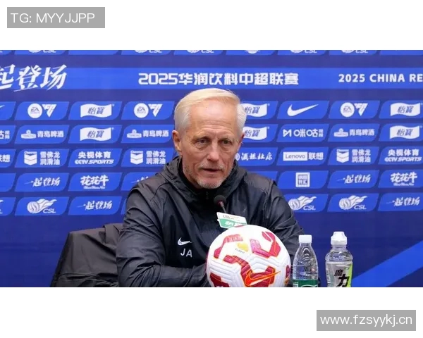 河南俱乐部酒祖杜康与云南玉昆战平尹鸿博中超告别战感人落幕