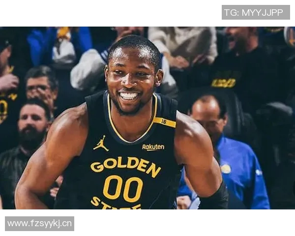 库明加在恢复期间如何融入球队节奏库里分享他的平衡之道 库明加在恢复期间如何融入球队节奏库里分享他的平衡之道