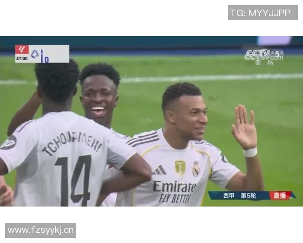 姆巴佩与维尼修斯温馨合影传递友谊力量永远支持彼此的信念 姆巴佩与维尼修斯温馨合影传递友谊力量永远支持彼此的信念