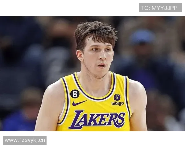 范德比尔特盛赞里夫斯迎接挑战两场比赛得分超90分令人惊叹