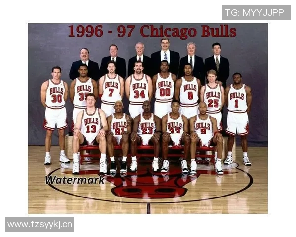 历史仅有三支球队在单赛季实现三名球员得分超过50的壮举