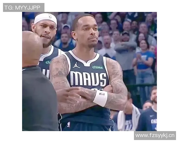 华盛顿谈弗拉格的三分球表现鼓励其展现更多侵略性与自信心