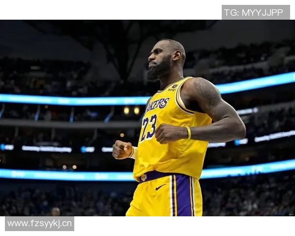 小里若成湖人核心却防守乏力球队争冠之路将面临严峻挑战